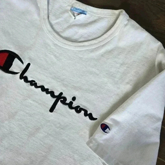 Champion set of 2 t shirts white and grey w/ logo Sz Large - Picture 8 of 10